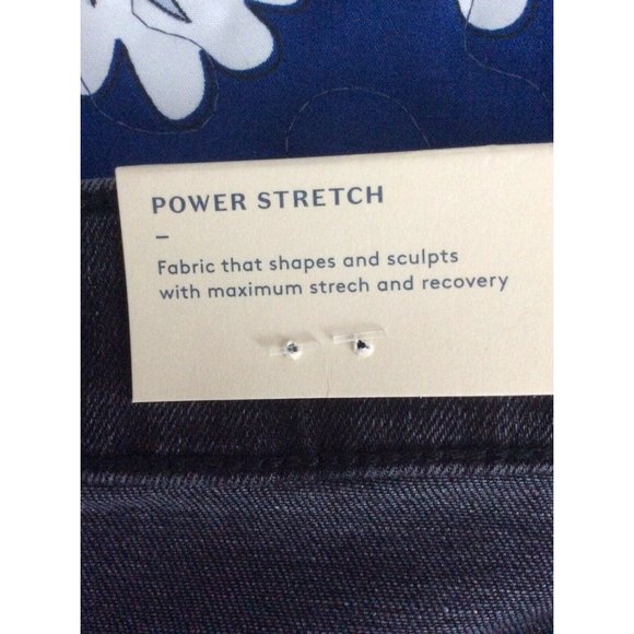 NWT Universal Threads Black Cutoff Shorts - 10 - Picture 6 of 6